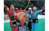 德夯大峽谷 一、二、三代苗鼓王同臺(tái)獻(xiàn)藝